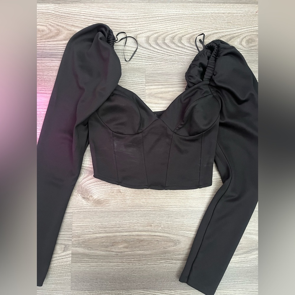 Zara puff shoulder crop top